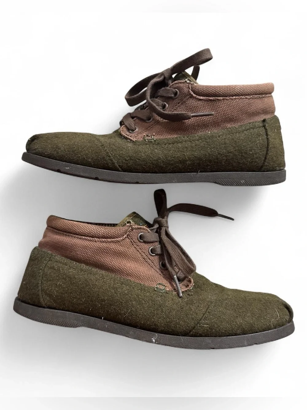 Toms Olive Green and Brown Lace-Up Wool Ridge Botas